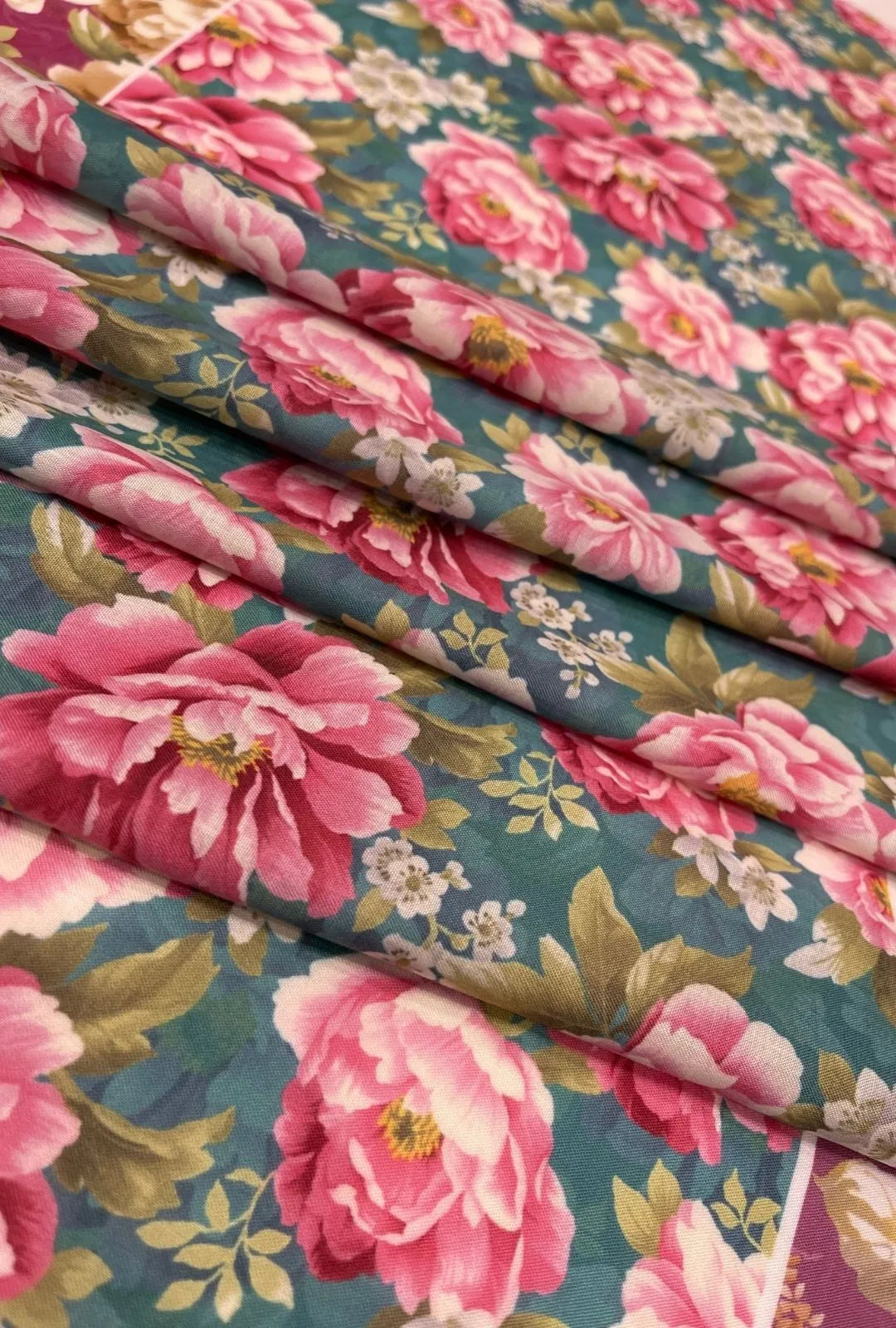 Charming Blooms Printed London Cotton Premium Jalabeya Fabric