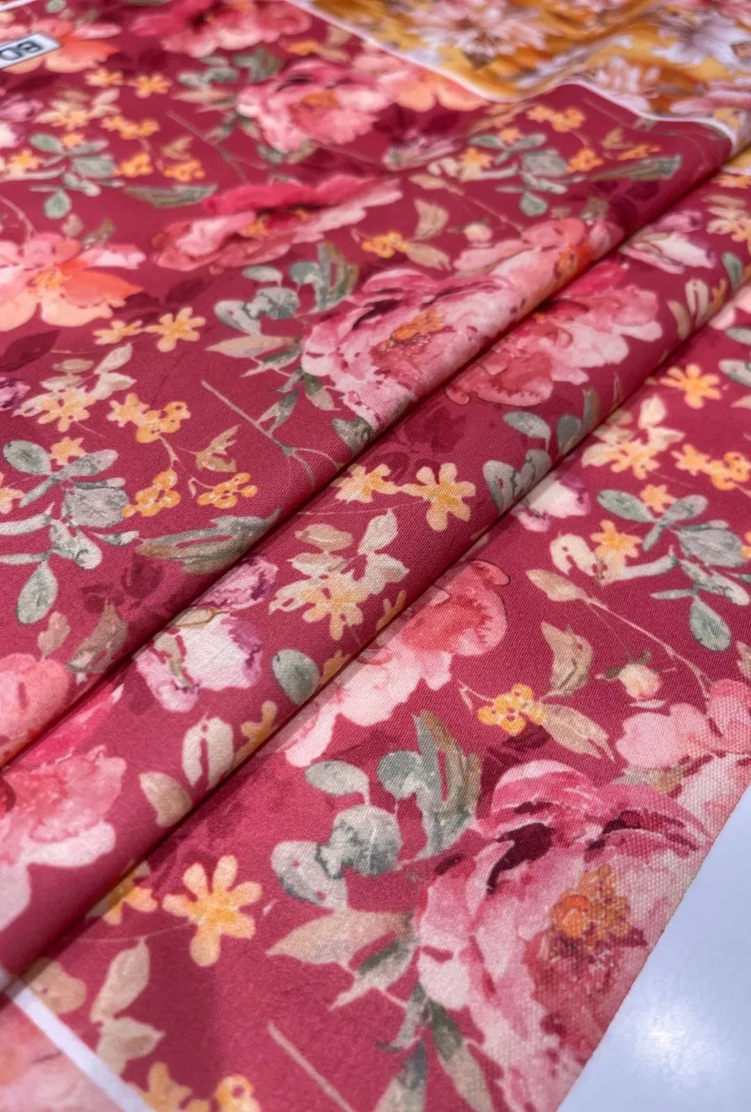 Soft Texture Digital Printed Snow Cotton Fabric for Clothing