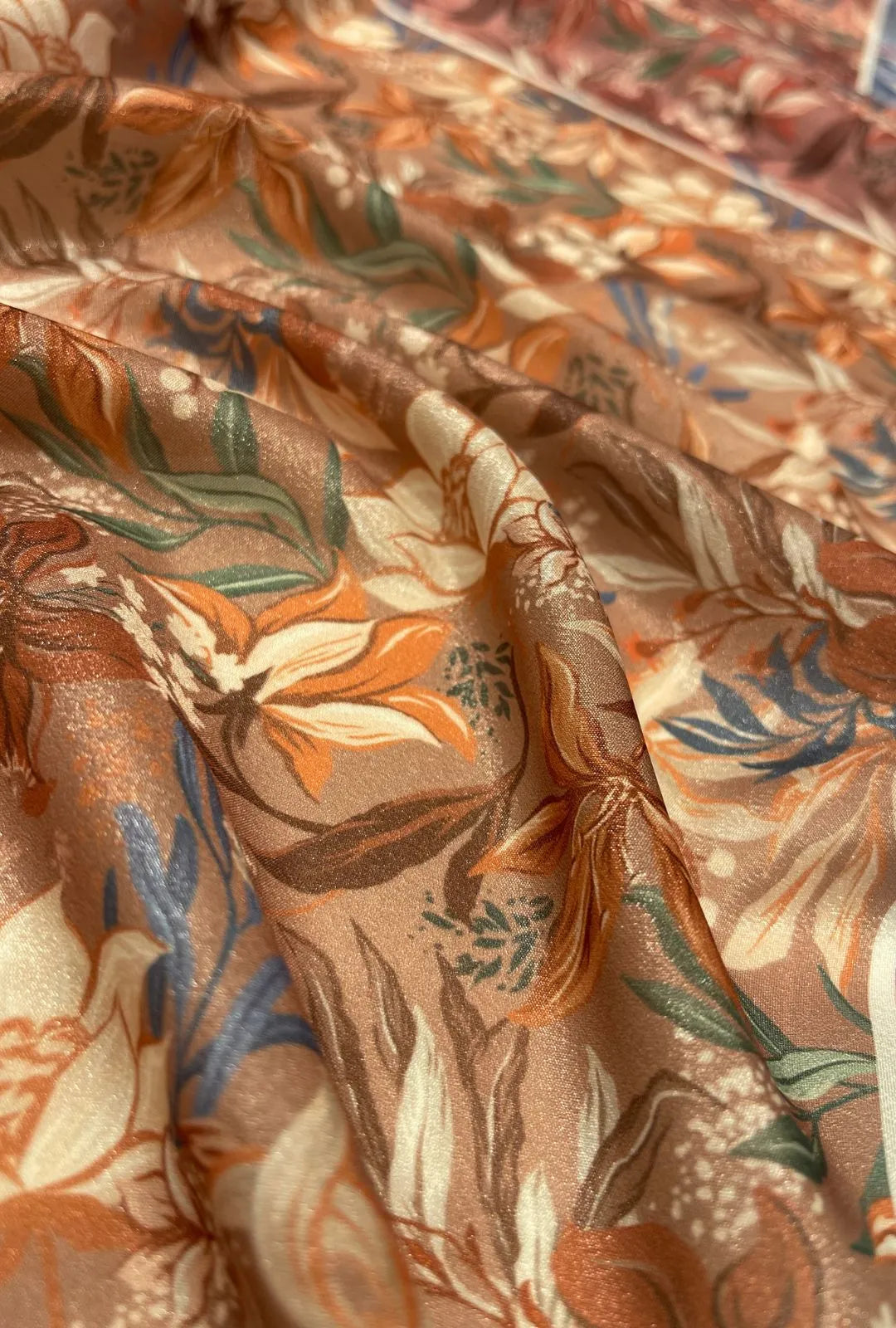 Soft Touch Silk Crepe Fabric for Middle Eastern Fashion Wear