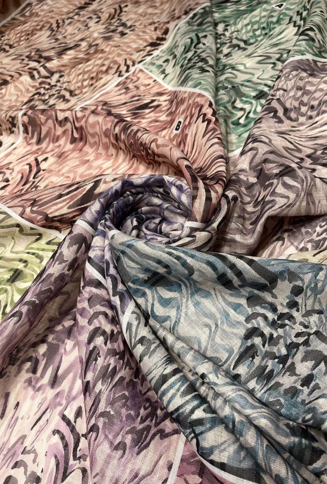 Abstract Rippled Zigzag Patterned Linen Luxury Fabric Yardage