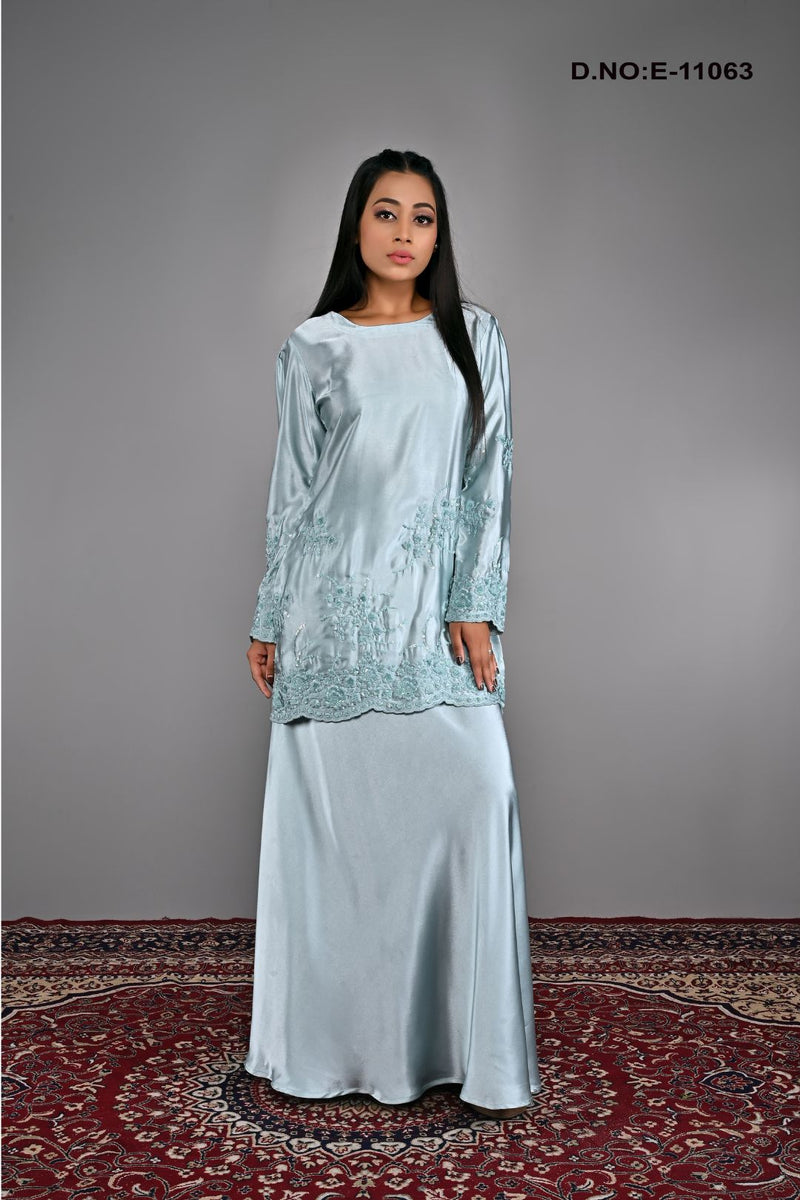 BAJU KURUNG