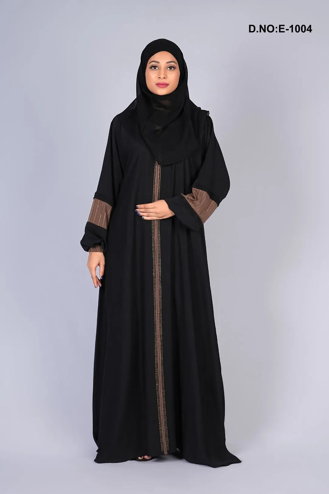 Black Abaya With Contrast Design And Stole