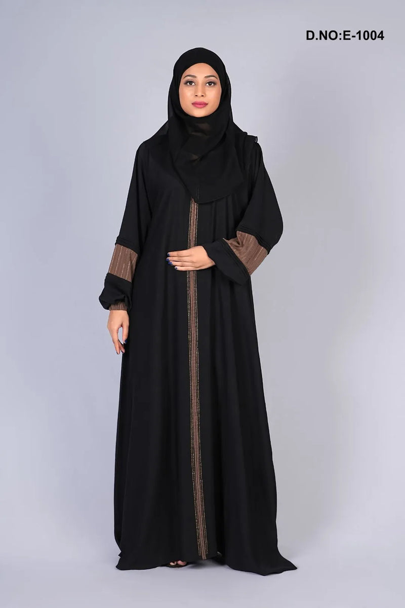 Black Abaya With Contrast Design And Stole