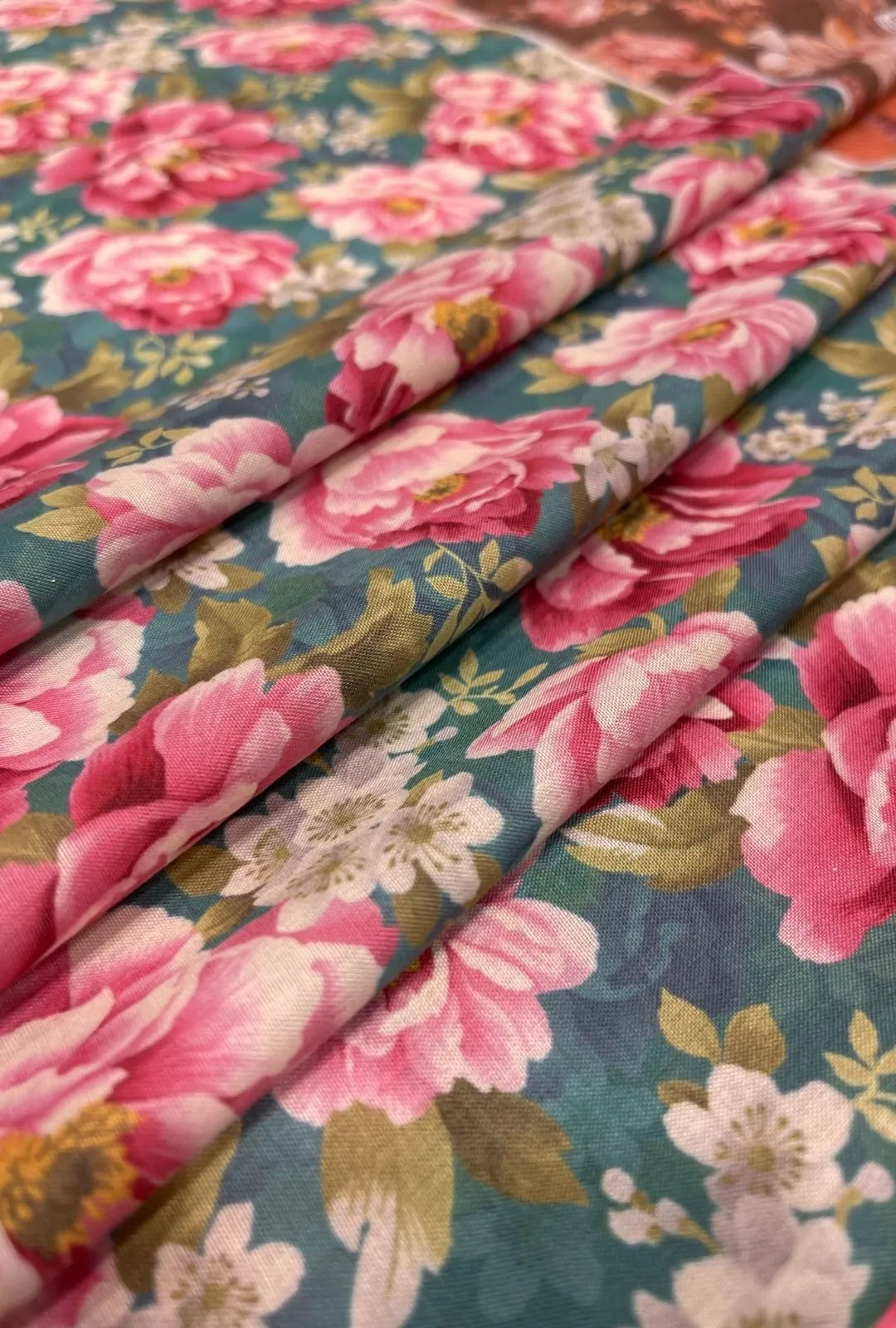 Charming Blooms Printed London Cotton Premium Jalabeya Fabric