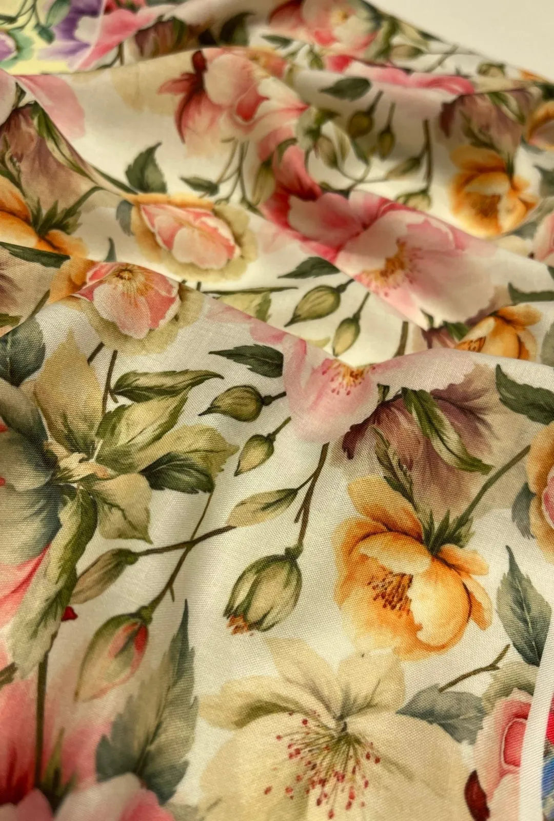 Detailed Watercolor Blossom Printed London Cotton Gown Fabric