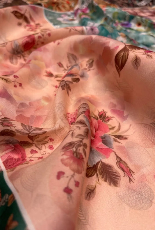 Digital Printed Snow Cotton Fabric for Premium Fashion
