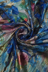Flexible and form-hugging with a dazzling sheen fabric