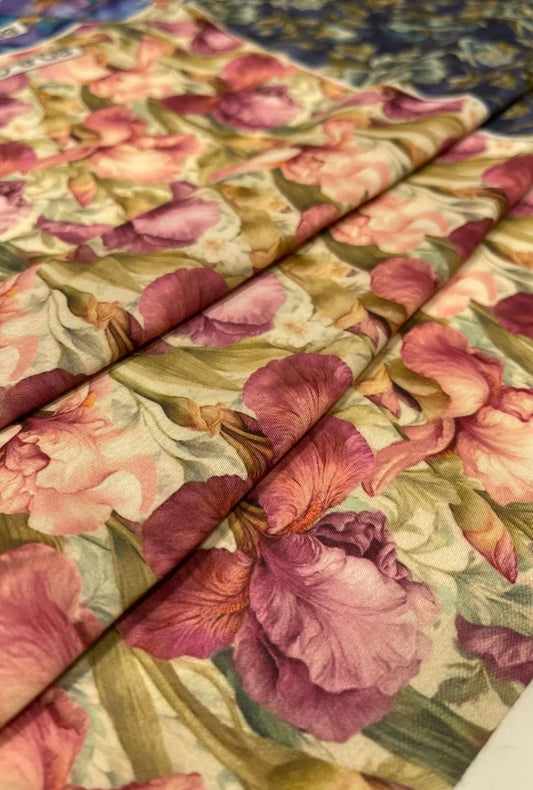 Fashionable Snow Cotton Fabric with Digital Print Accents