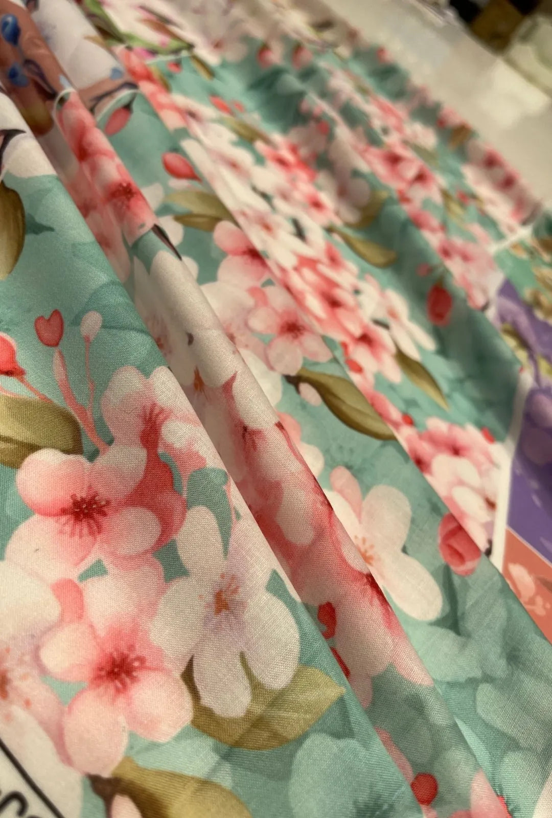 High-Definition Orchard Blossom Printed London Cotton Material