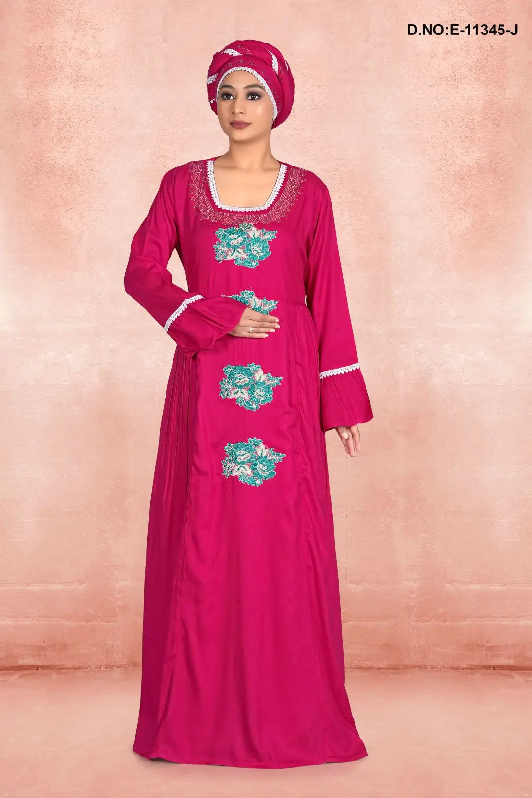 Women's Full Sleeve Woolen Winter Fleece Embroidered Kaftan