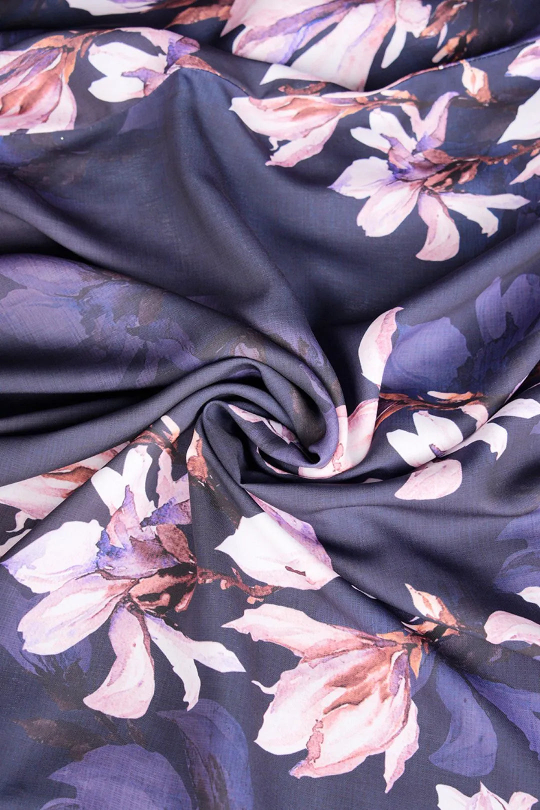 Lightweight Crepe Shrug with Bloom Motifs and Petal Hem Details