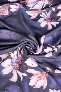 Lightweight Crepe Shrug with Bloom Motifs and Petal Hem Details