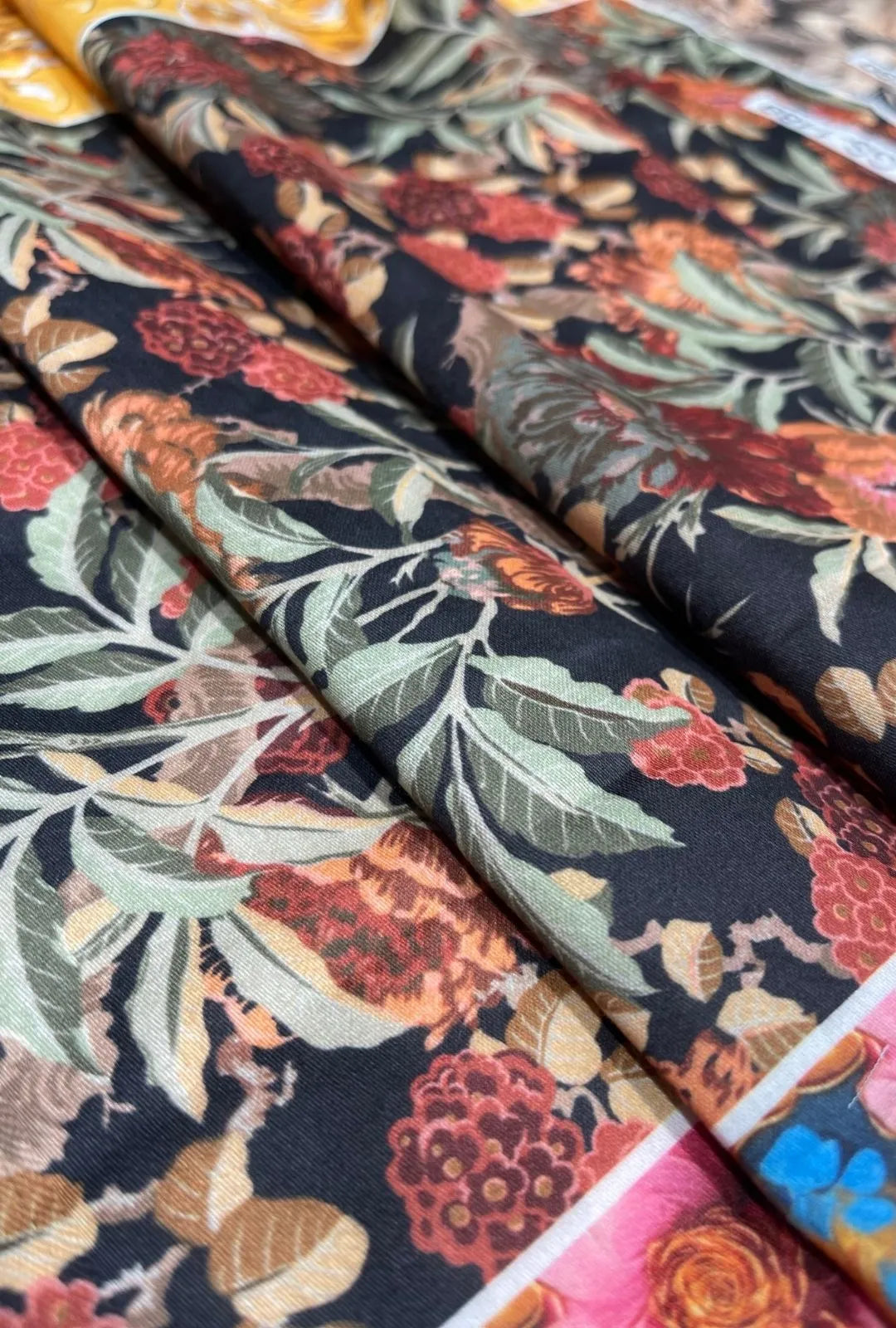 Luxury Digital Printed Snow Cotton Fabric for Women's Collections