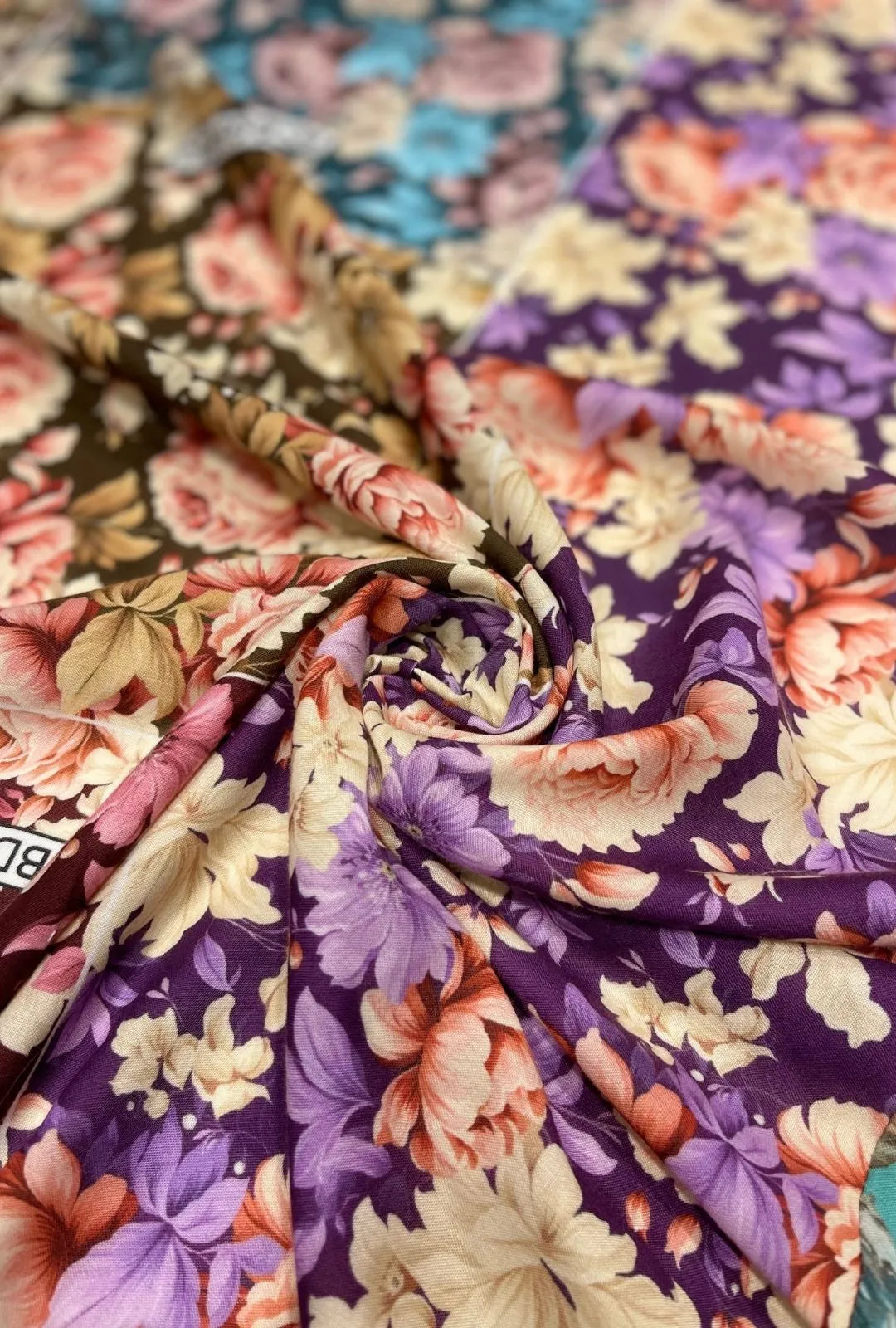 Magnificent Floral Printed London Cotton Premium Abaya Fabric