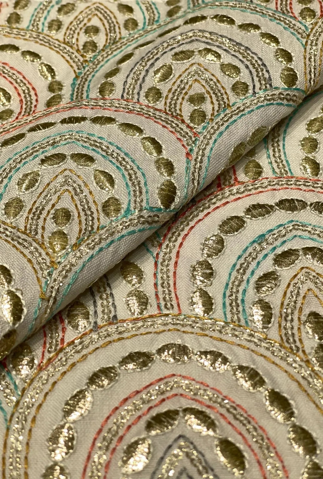Magnificent Scallop Embroidered Linen Premium Mukhawar Fabric