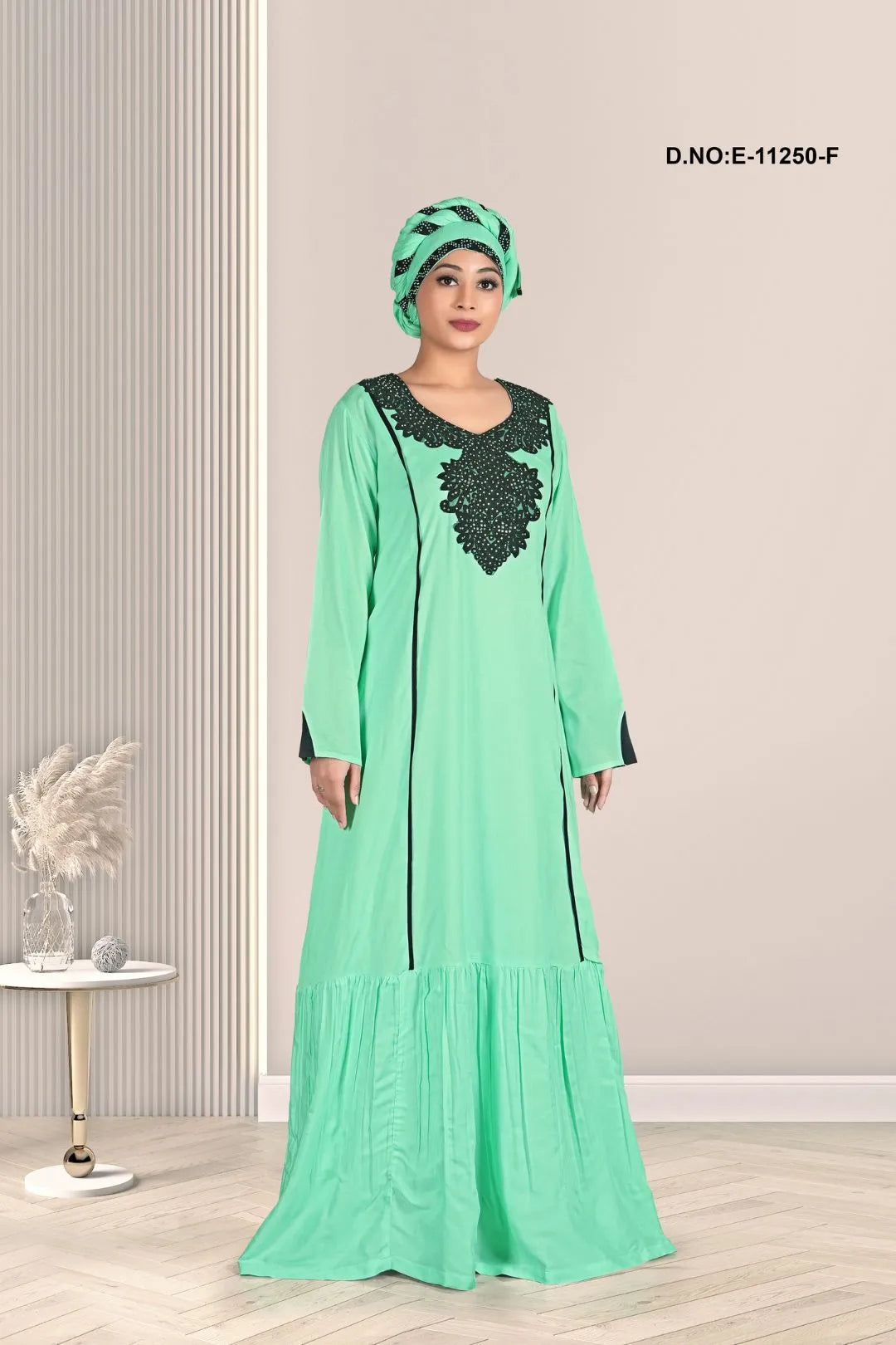Pista Islamic women's kaftan burkha for causal wear