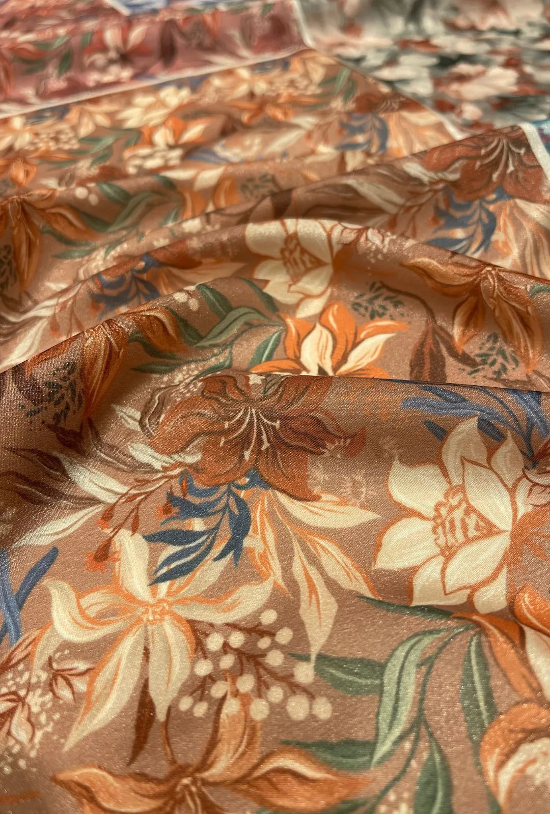 Soft Touch Silk Crepe Fabric for Middle Eastern Fashion Wear