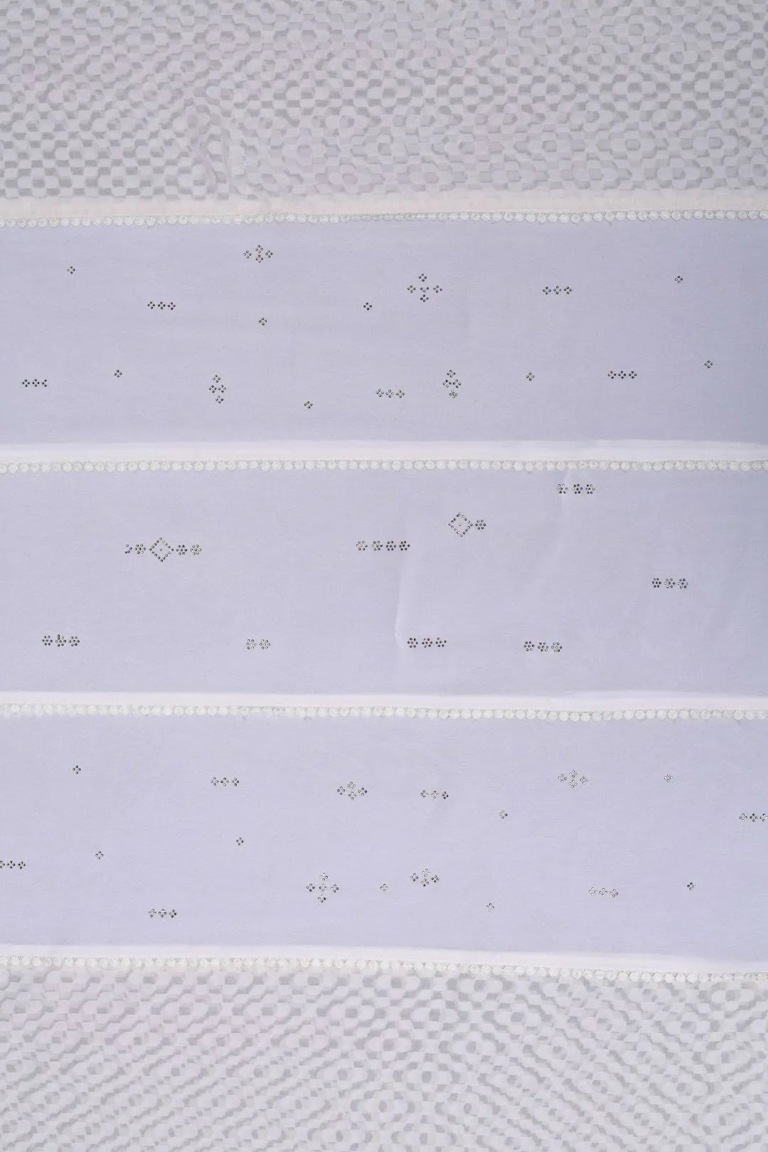 White Lining Stonework Stole For Abaya