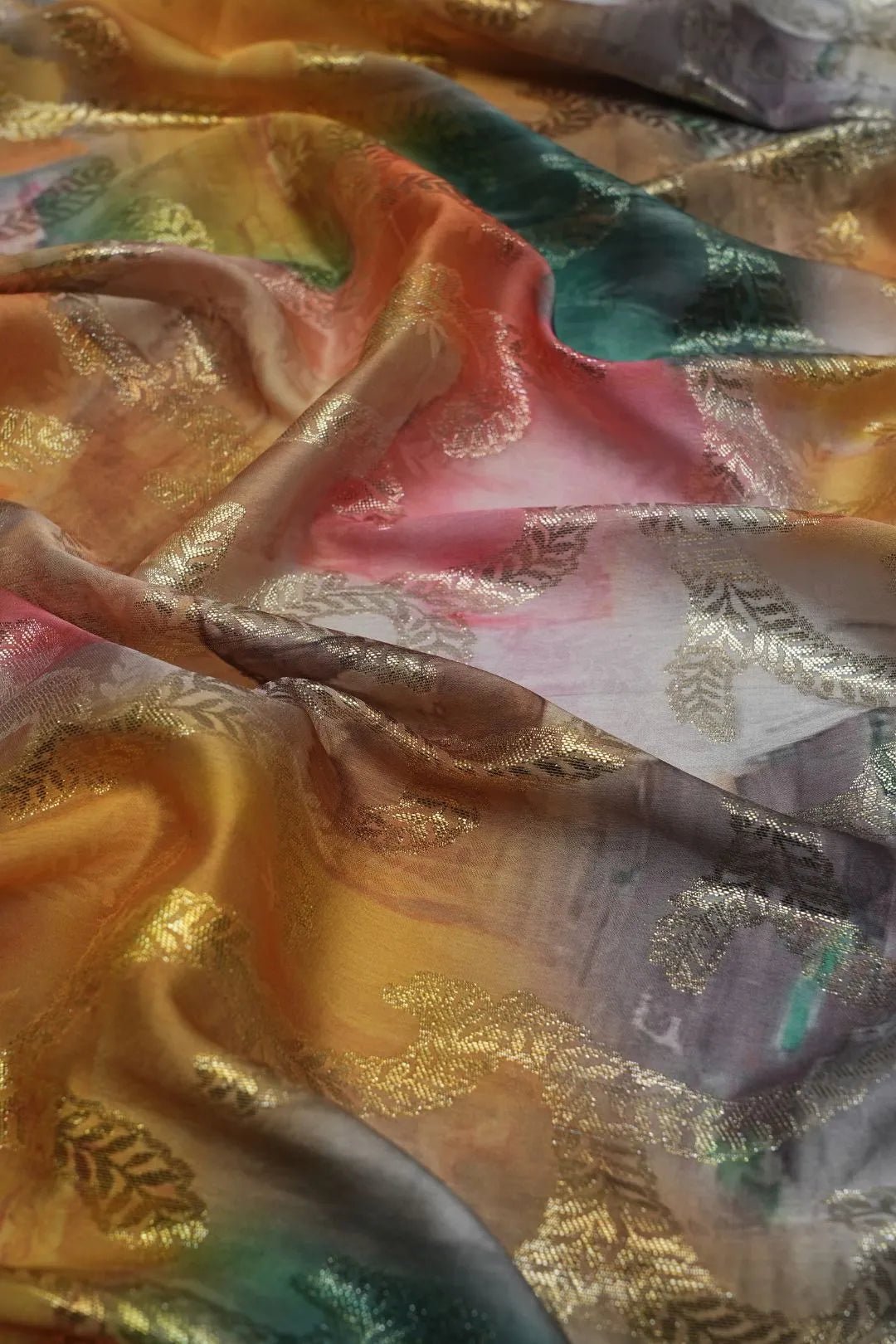 Abstract Watercolor Print Fabric with Metallic Pattern - غاجي والا إكسبورت Gajiwala Export