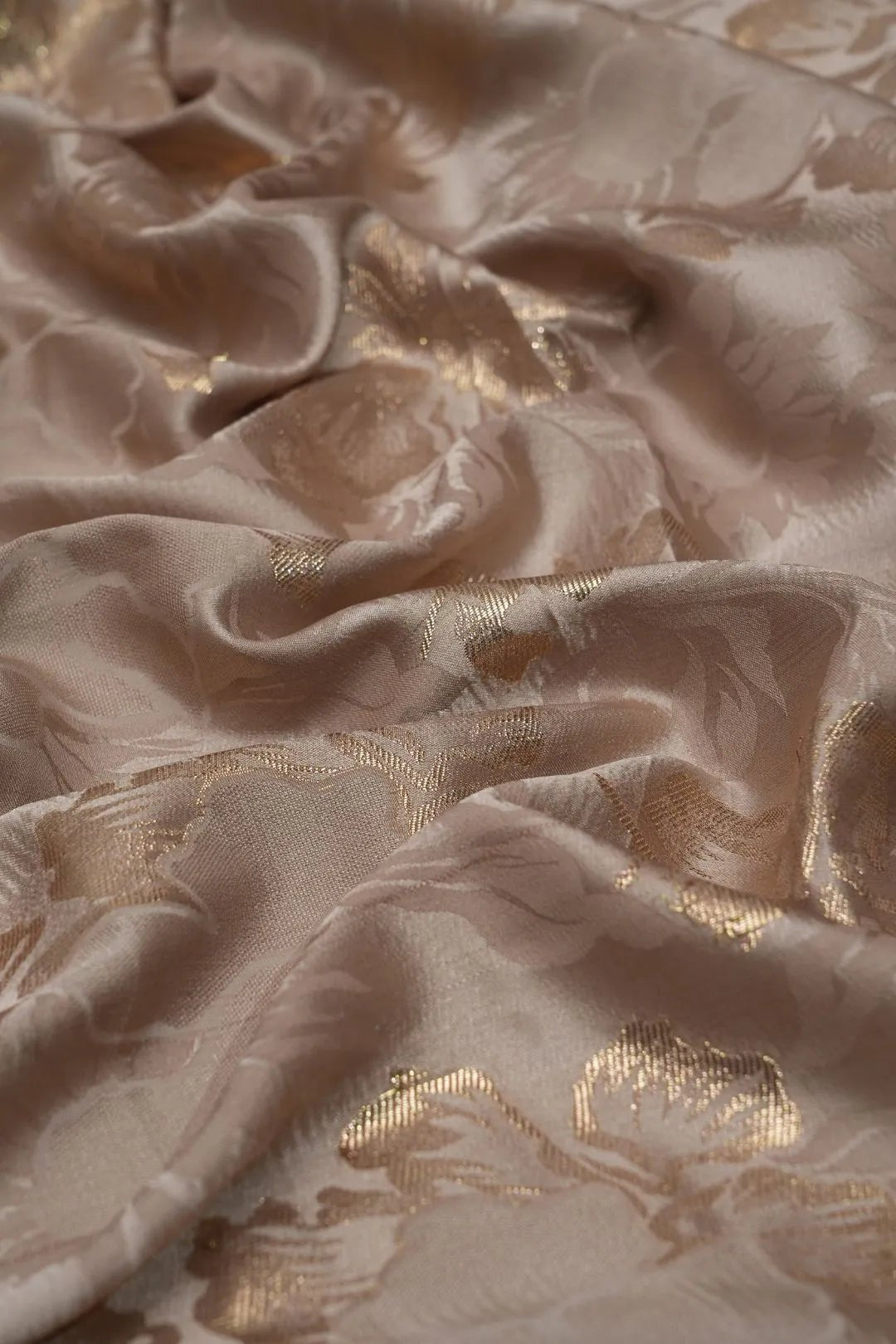 Antique Beige Floral Brocade Jacquard Fabric - غاجي والا إكسبورت Gajiwala Export