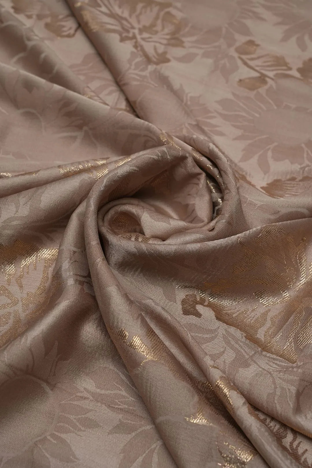 Antique Beige Floral Brocade Jacquard Fabric - غاجي والا إكسبورت Gajiwala Export