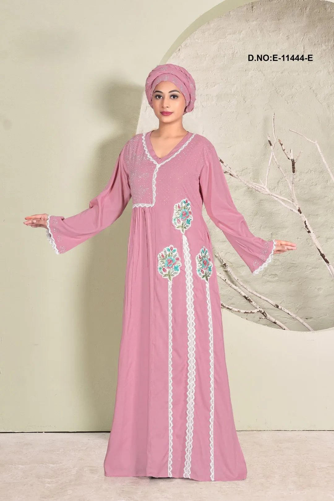 Elegant Floral Lace Kaftan for Women Full-Length Embroidered Dress - غاجي والا إكسبورت Gajiwala Export