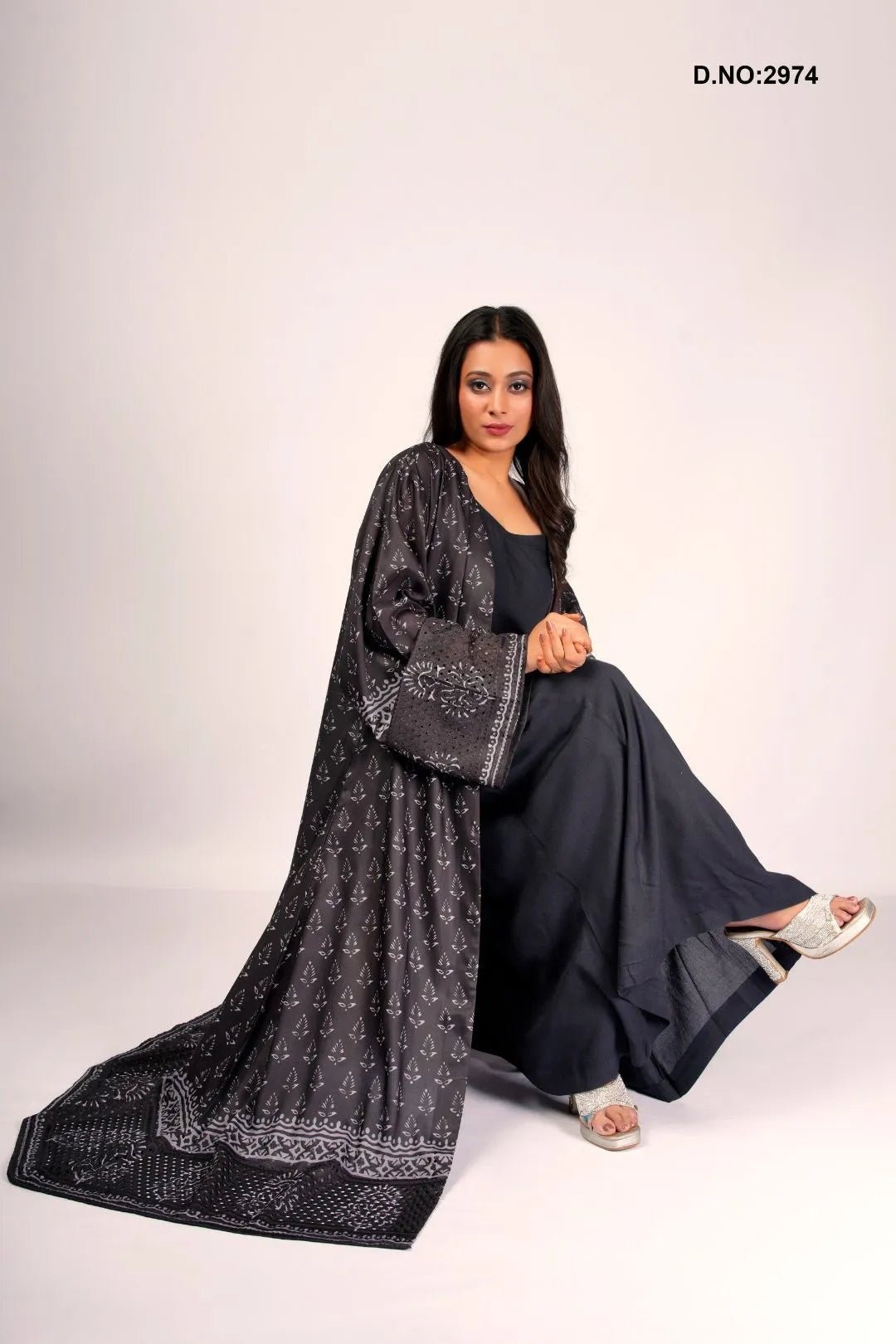 Chikankari Shrug in Noir Bloom Elegance For Women - غاجي والا إكسبورت Gajiwala Export