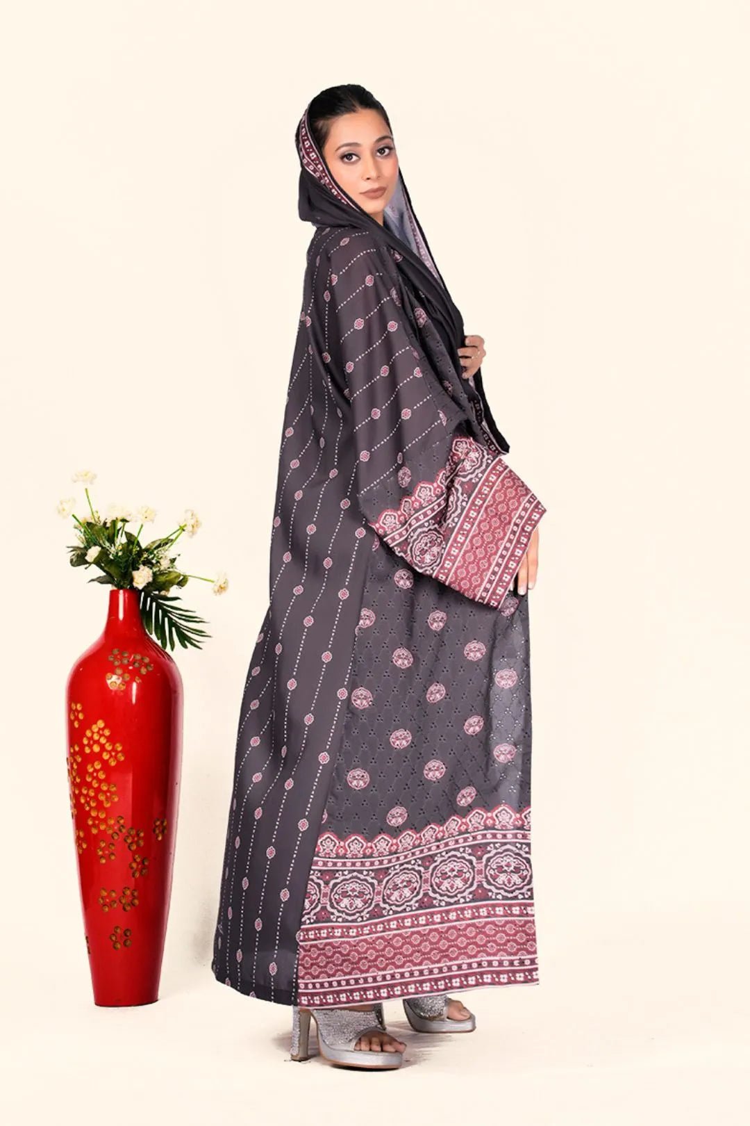 Cotton Chikankari Shrug with Heritage Motifs - غاجي والا إكسبورت Gajiwala Export