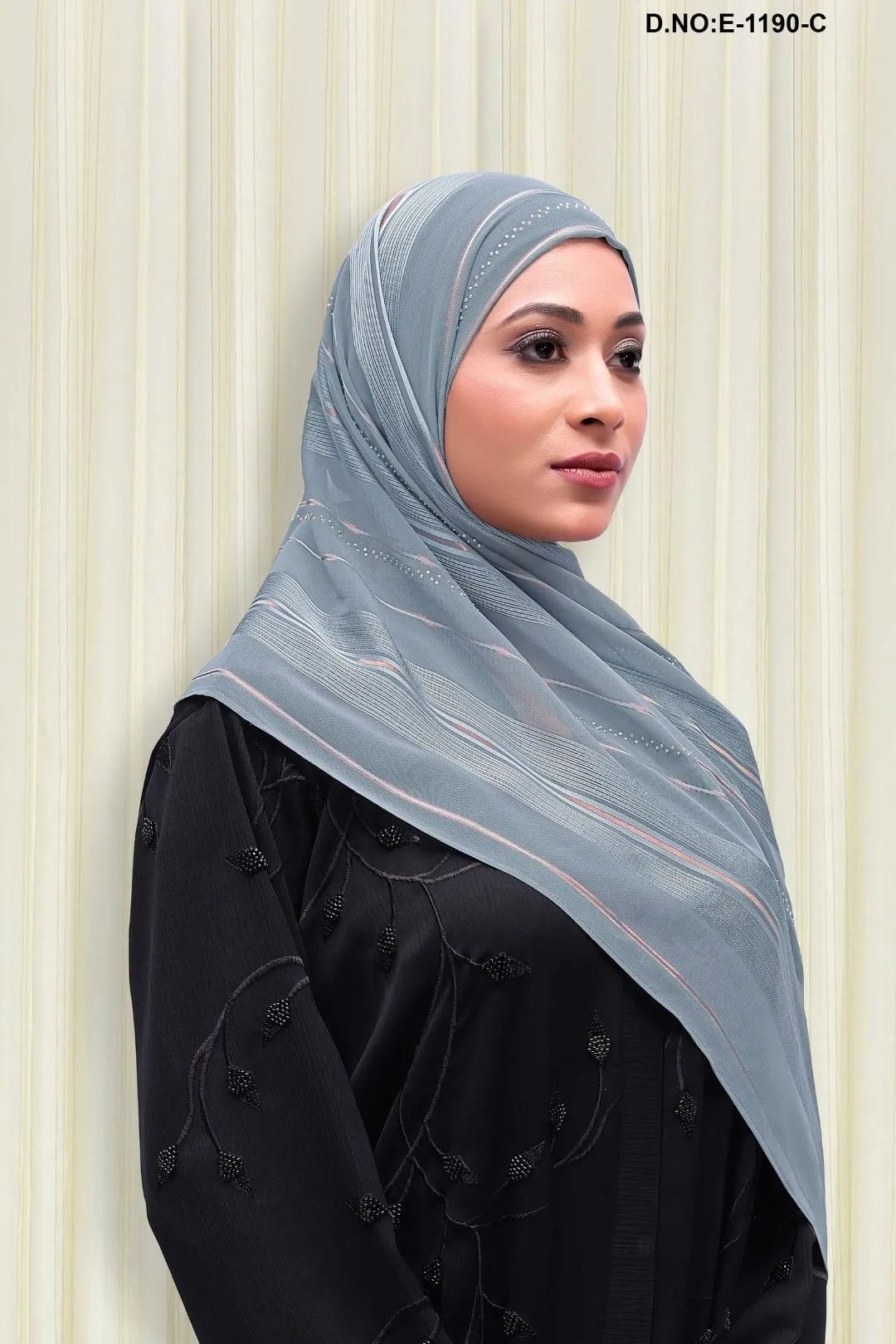 Dupatta with Linear Luminous Accents For Women - غاجي والا إكسبورت Gajiwala Export