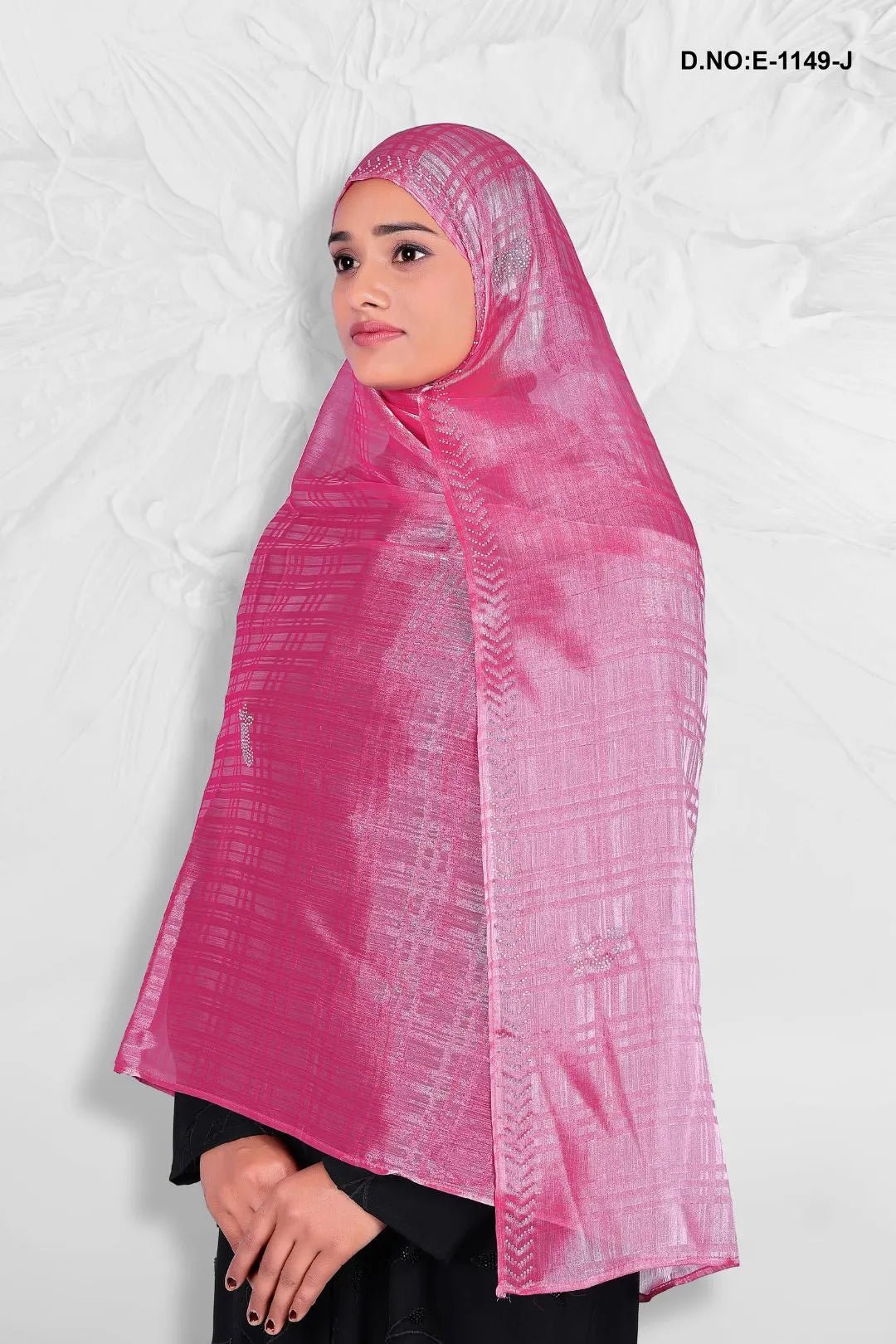 Dupatta with Metallic Shimmer Stripes For Women - غاجي والا إكسبورت Gajiwala Export