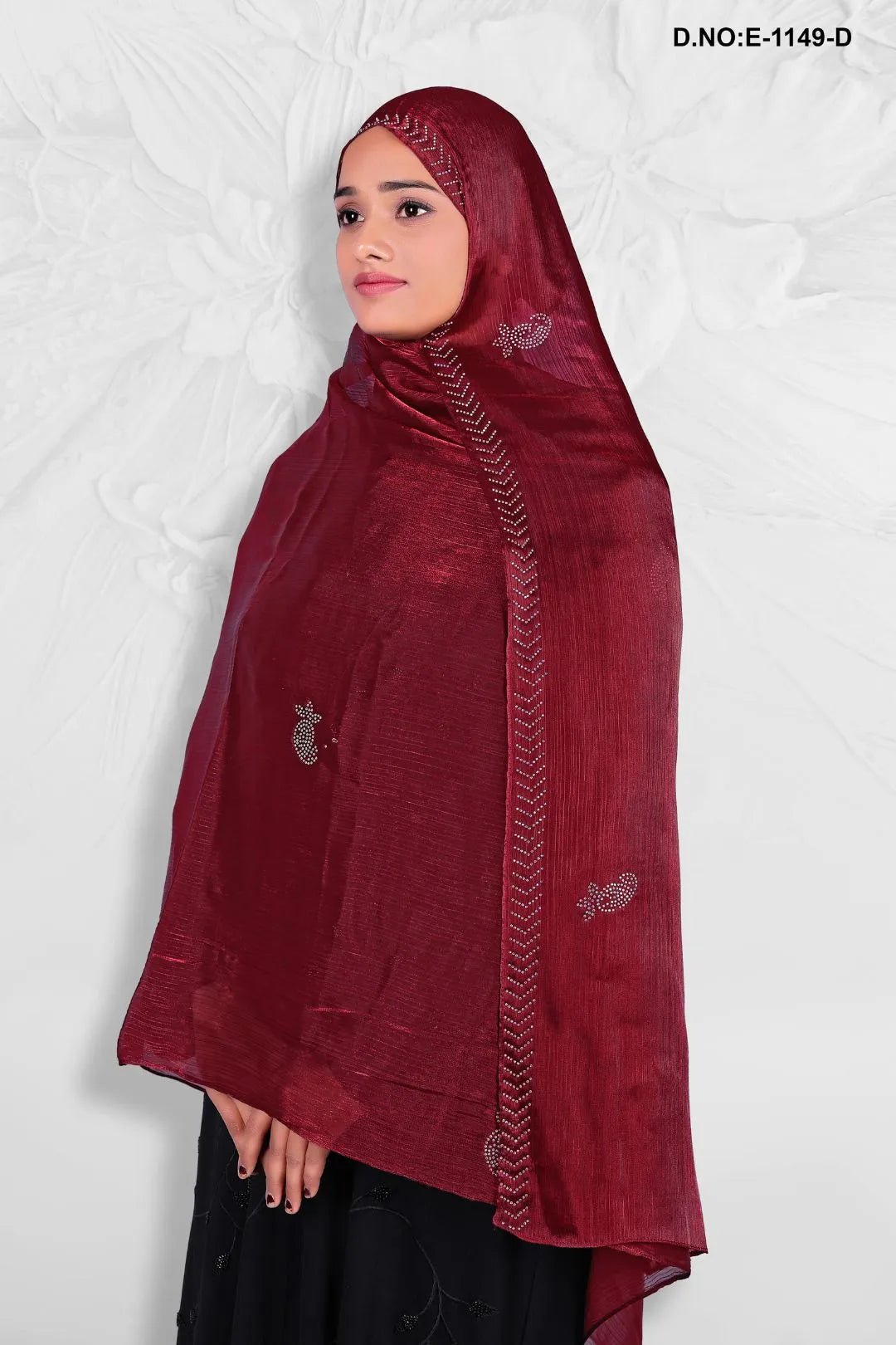 Dupatta with Metallic Shimmer Stripes For Women - غاجي والا إكسبورت Gajiwala Export