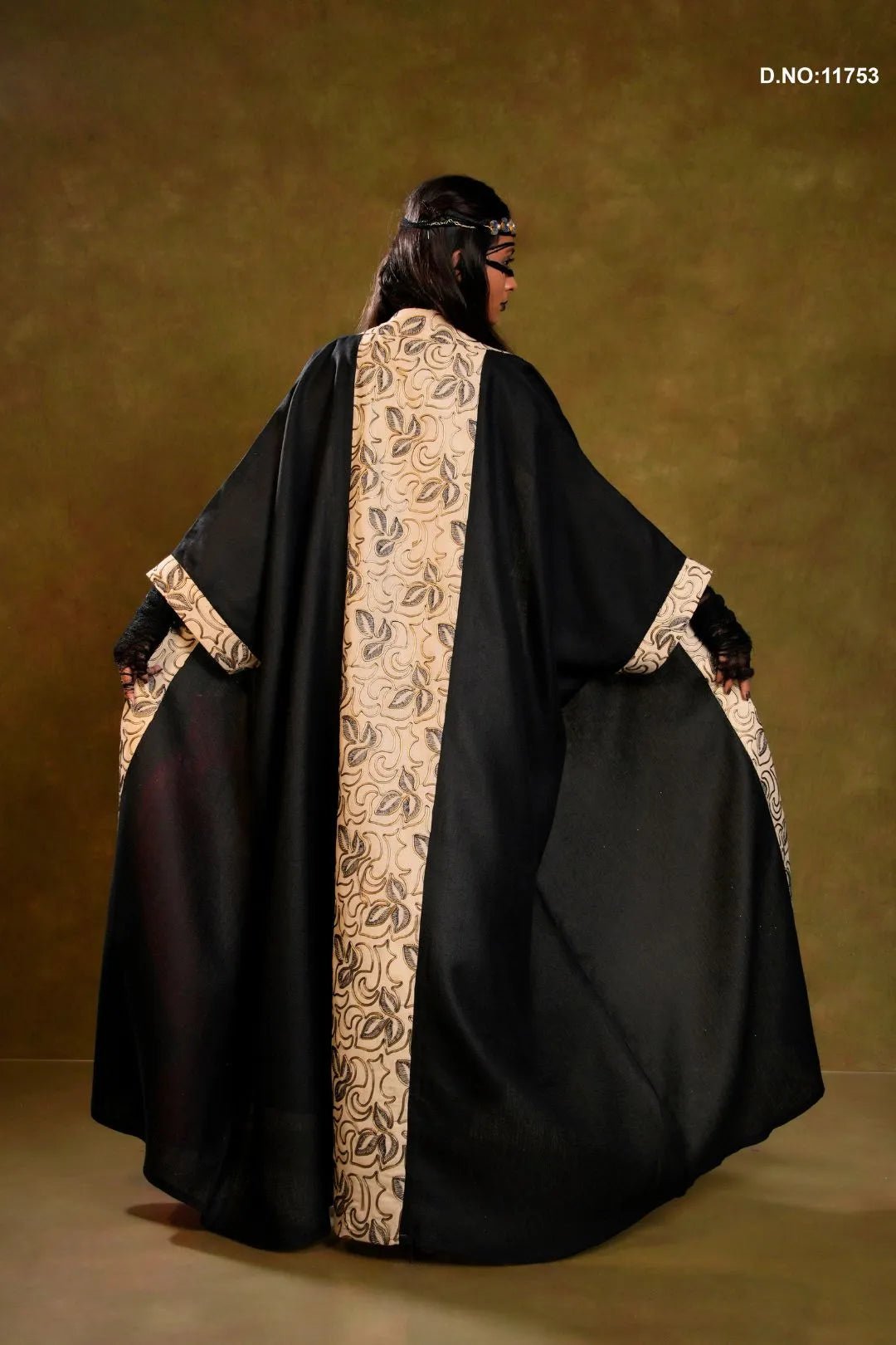 Elegant Linen Shrug with Printed Border Design - غاجي والا إكسبورت Gajiwala Export