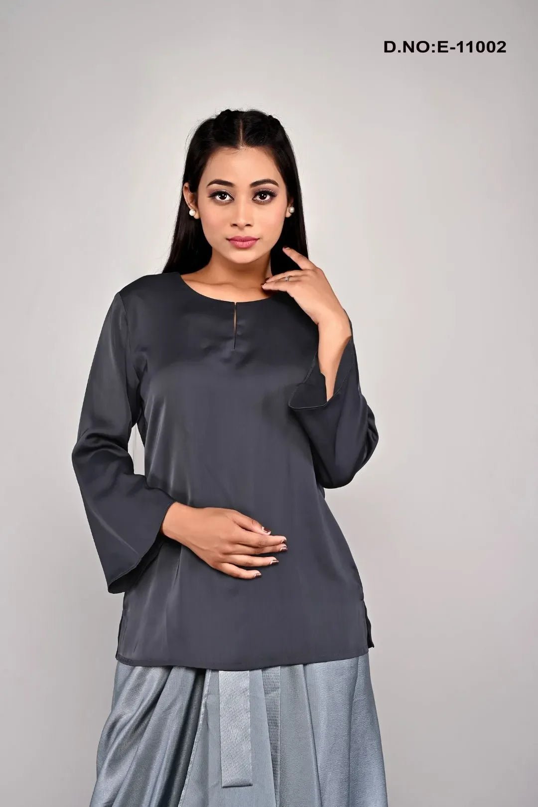 Elegant Long-Sleeve Top with Flowy Skirt- غاجي والا إكسبورت Gajiwala Export
