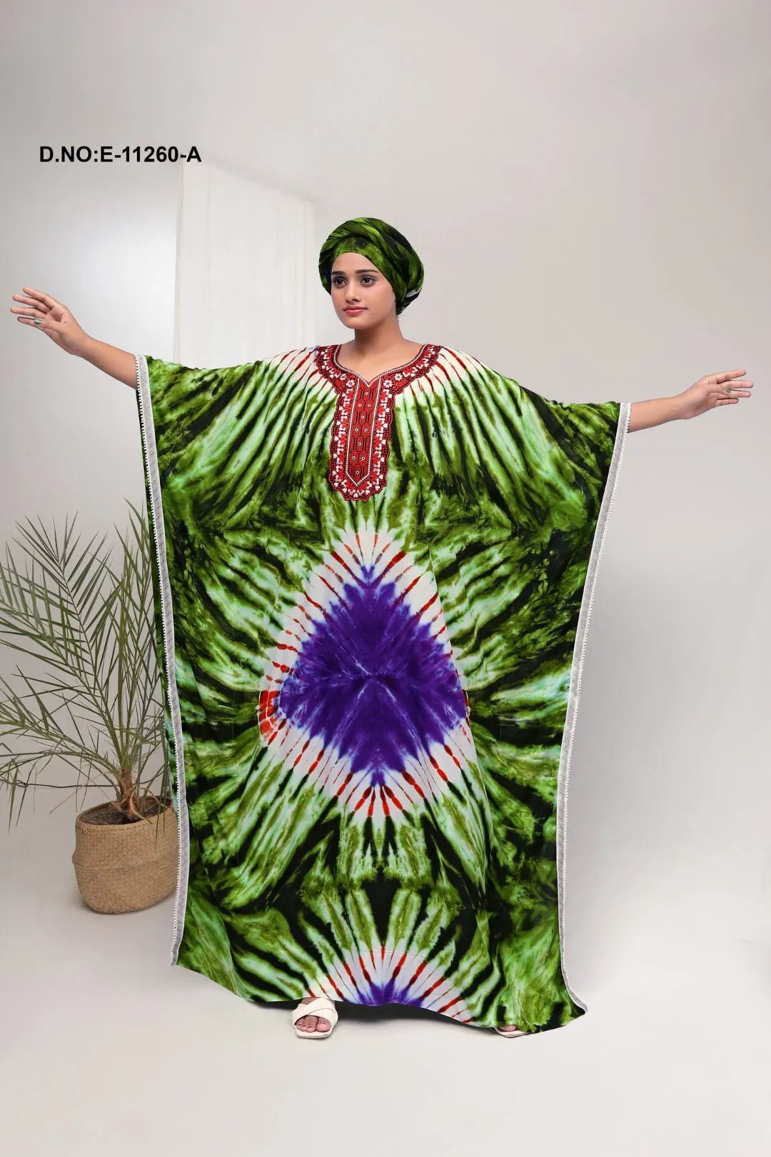 Farasha Gown with Centralized Tie - Dye Motif - غاجي والا إكسبورت Gajiwala Export