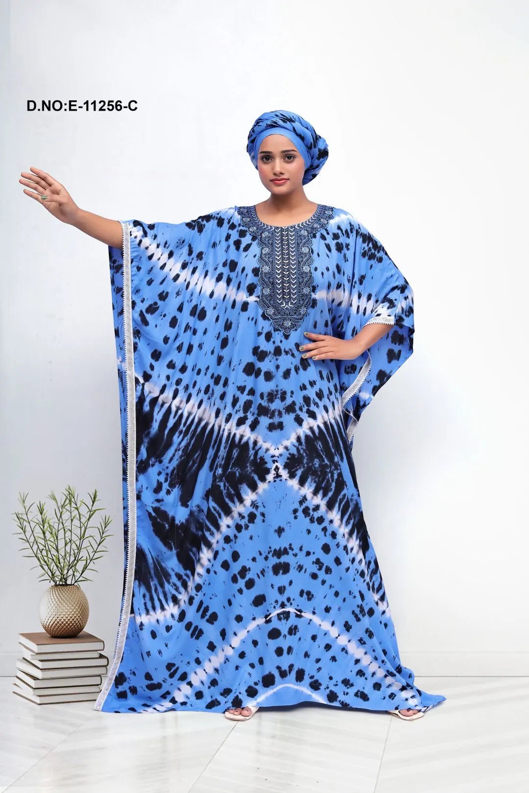 Farasha Gown with Centralized Tie - Dye Motif - غاجي والا إكسبورت Gajiwala Export