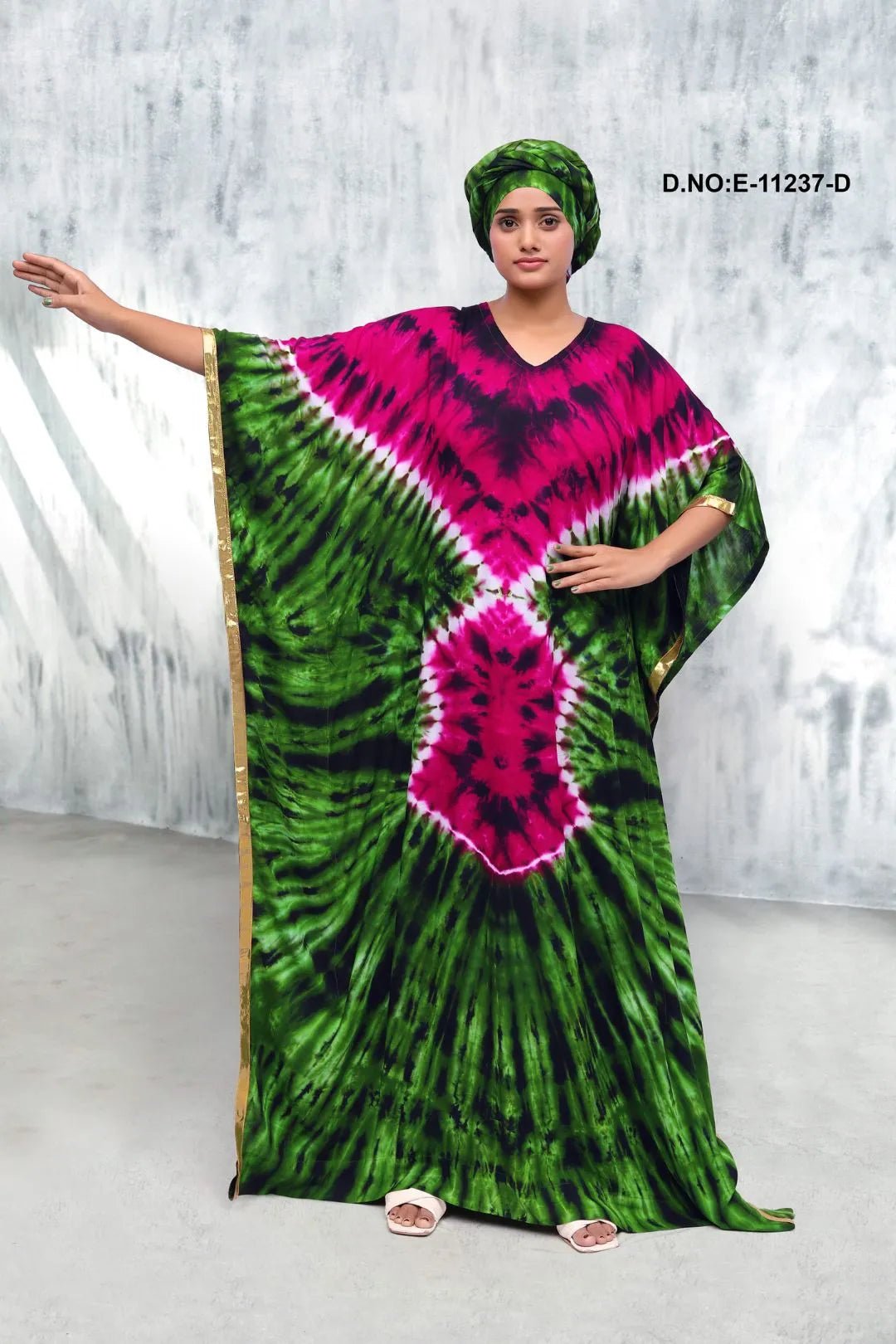 Farasha Kaftan Gown with Graphic Print For Women - غاجي والا إكسبورت Gajiwala Export