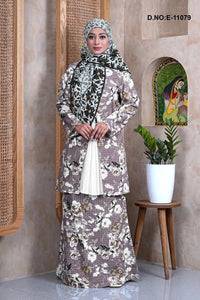 Gray Modest Printed Tunic and Maxi Skirt Set - غاجي والا إكسبورت Gajiwala Export