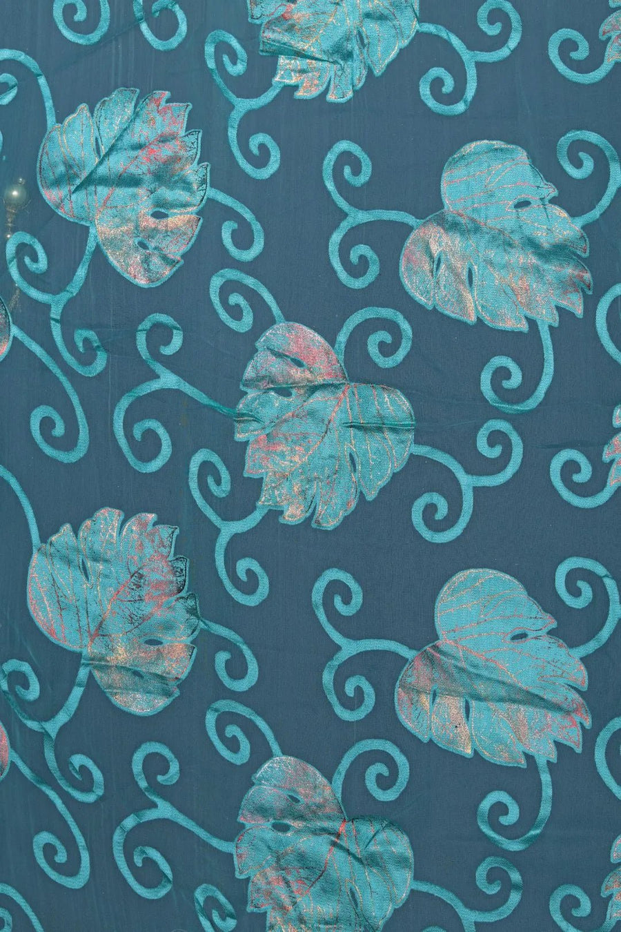 High - Shine Metallic Floral Brasso Fabric - غاجي والا إكسبورت Gajiwala Export