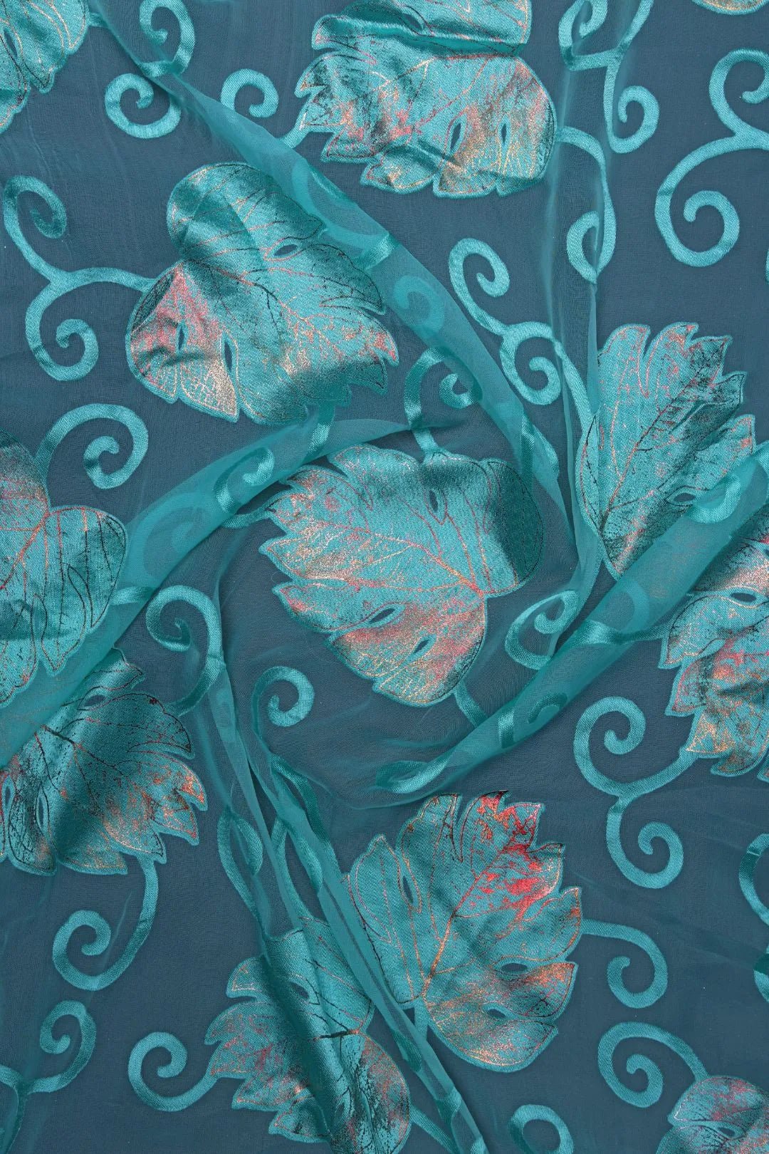 High - Shine Metallic Floral Brasso Fabric - غاجي والا إكسبورت Gajiwala Export