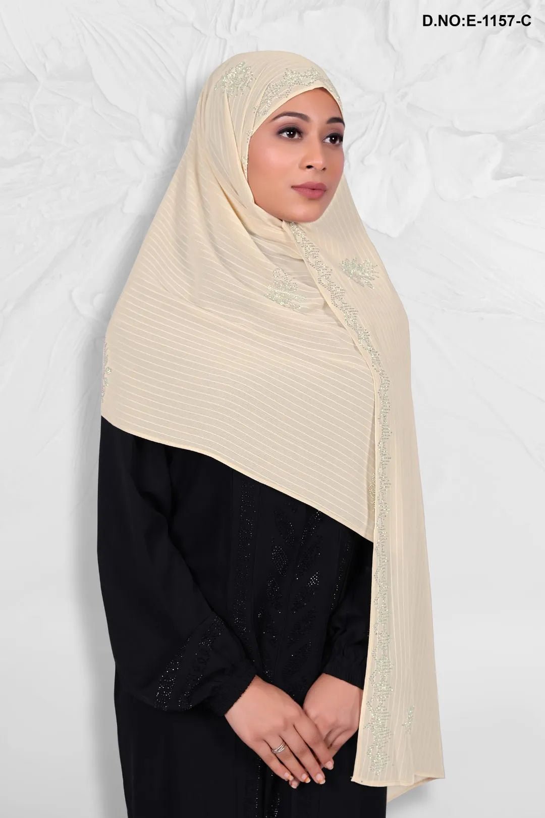 Labyrinth Geometric Dupatta with Crystal Border - غاجي والا إكسبورت Gajiwala Export