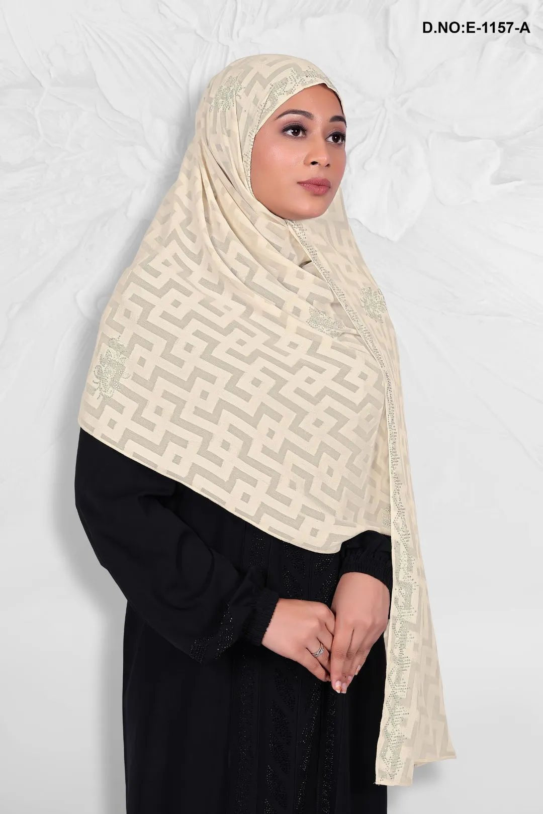 Labyrinth Geometric Dupatta with Crystal Border - غاجي والا إكسبورت Gajiwala Export