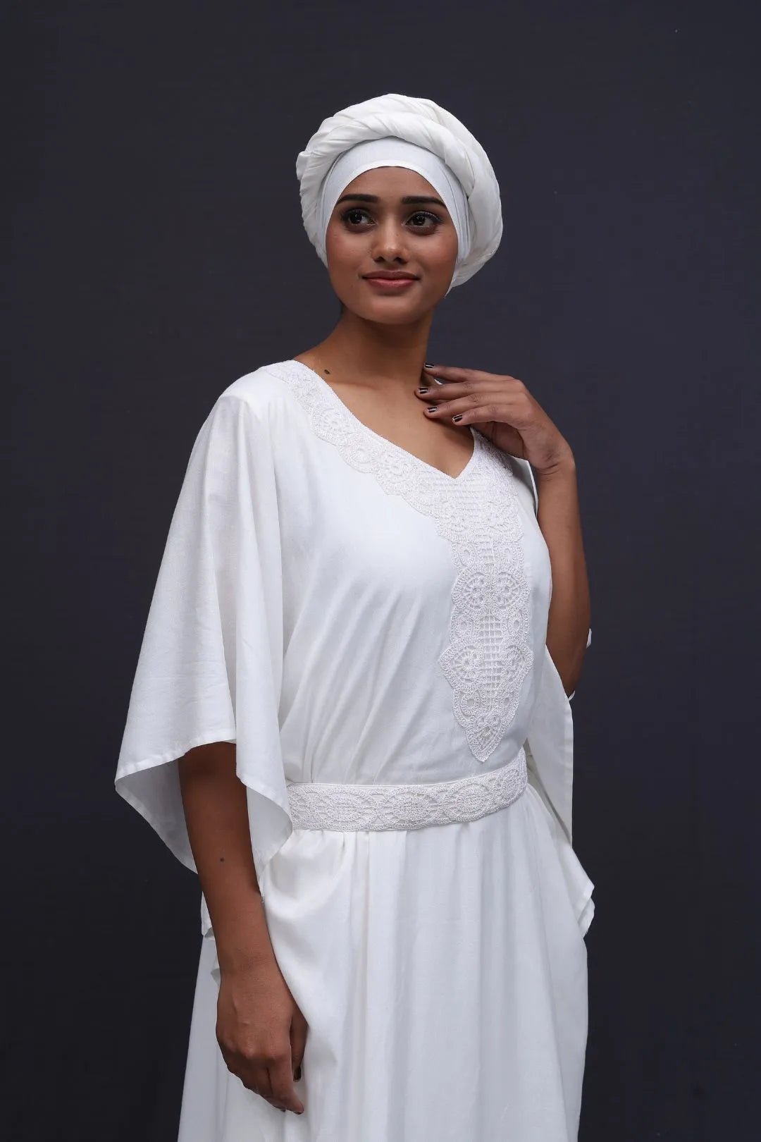 Luxurious Kaftan with Tonal Belt Detail For Women - غاجي والا إكسبورت Gajiwala Export