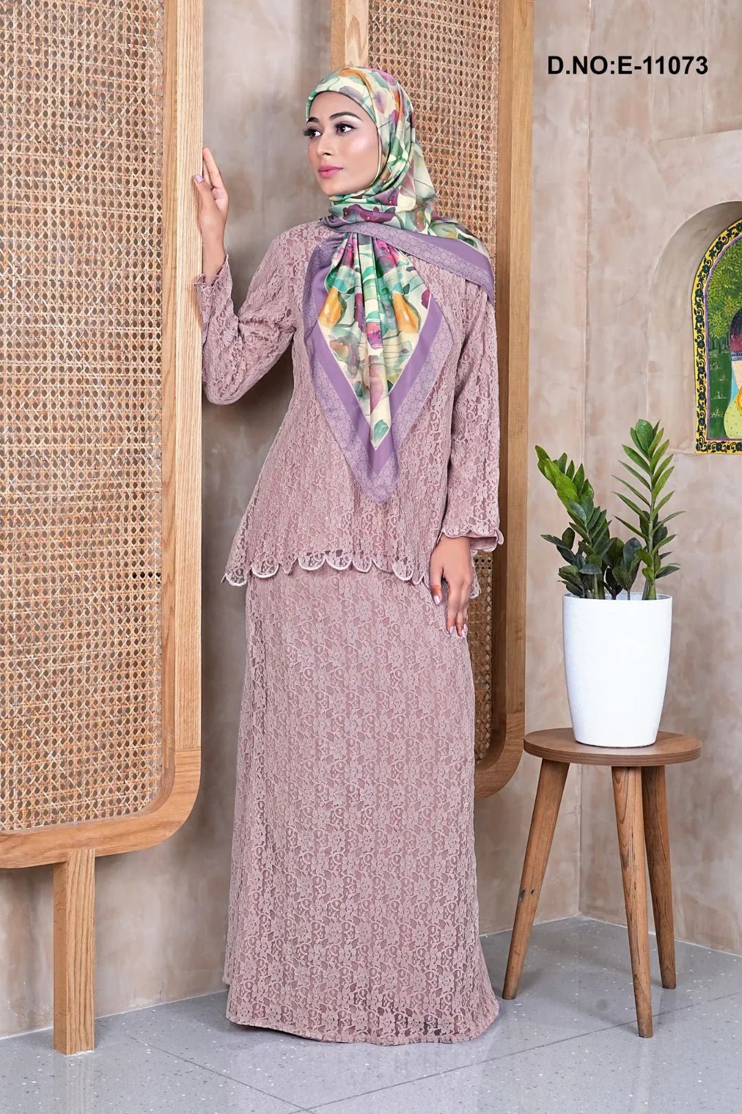 Pink Neted Baju Kurung With Scarf For Women - غاجي والا إكسبورت Gajiwala Export