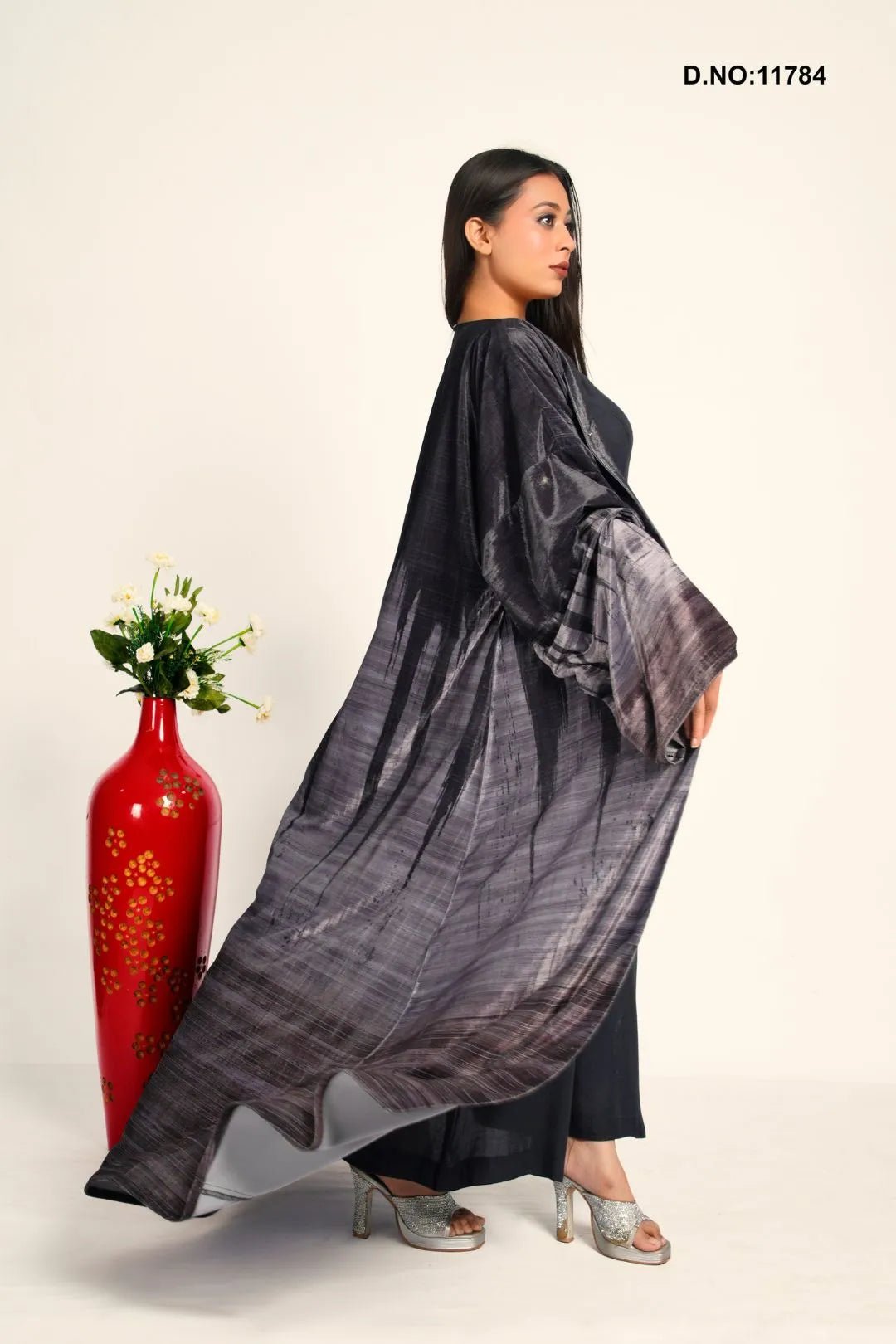 Premium Velvet Shrug in Chic Smoky Gradient Look - غاجي والا إكسبورت Gajiwala Export