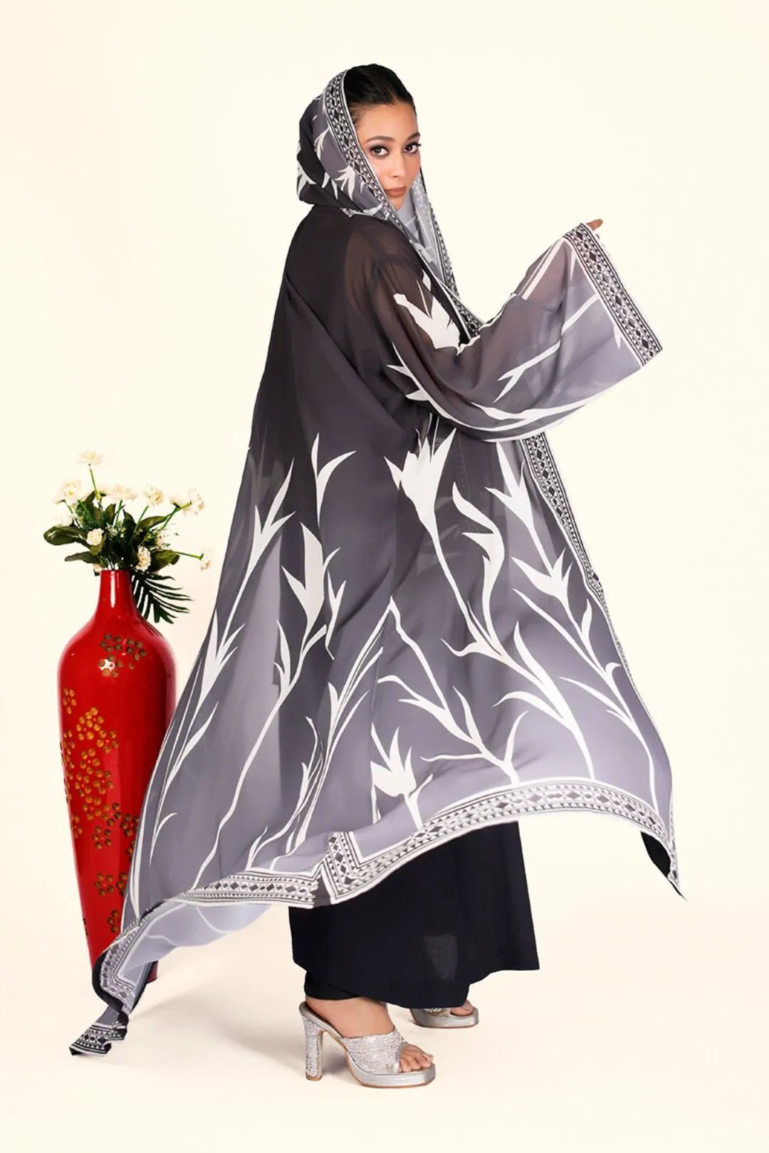 Weightless Shrug in Monochrome Leaf Elegance - غاجي والا إكسبورت Gajiwala Export