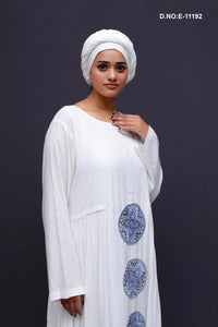 White Kaftan with Concentric Circle Detail For Women - غاجي والا إكسبورت Gajiwala Export