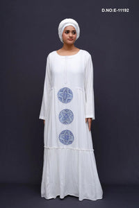 White Kaftan with Concentric Circle Detail For Women - غاجي والا إكسبورت Gajiwala Export