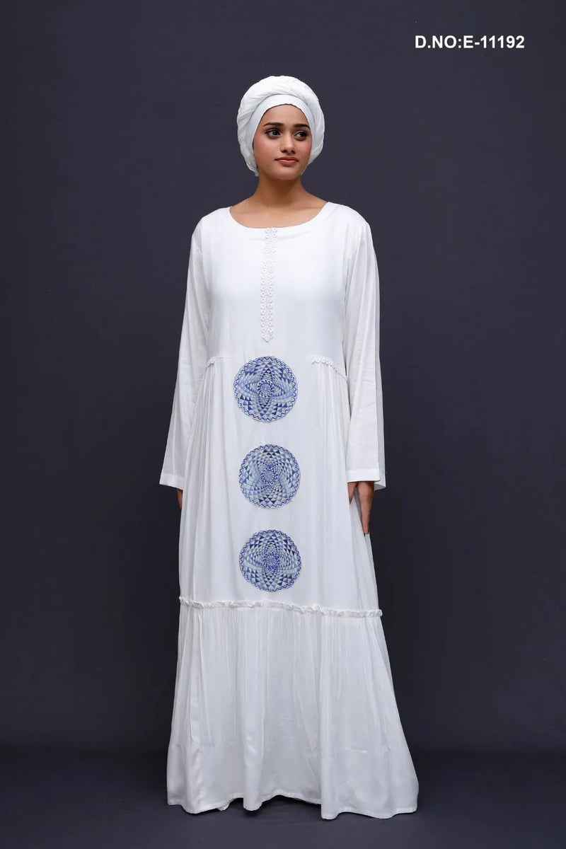 White Kaftan with Concentric Circle Detail For Women - غاجي والا إكسبورت Gajiwala Export