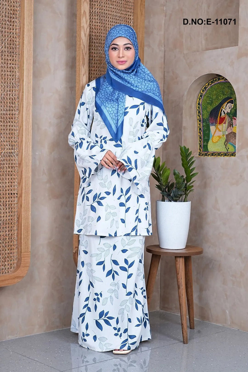 White Modest Skirt Set for Women with Botanical Tunic- غاجي والا إكسبورت Gajiwala Export